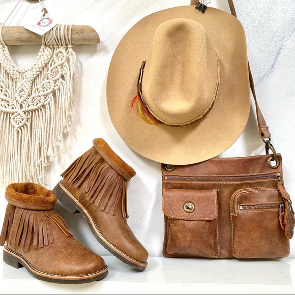 DAILY BOHO INSPIRATIONS ⭐️SOLD⭐️ - Picture 3 of 15